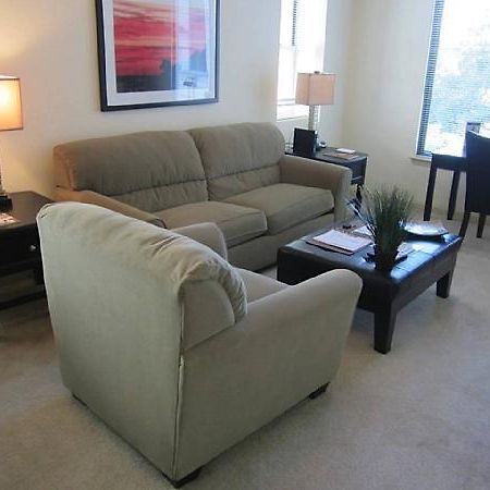 Oakwood At Alexan Lenox Hotel Chamblee Room photo